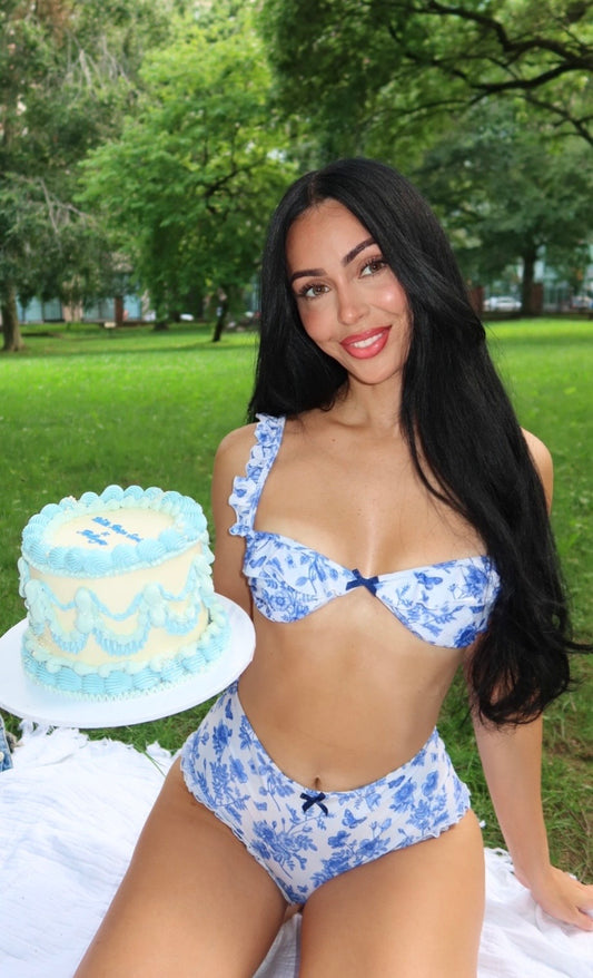 Allison Bottom - Meraki